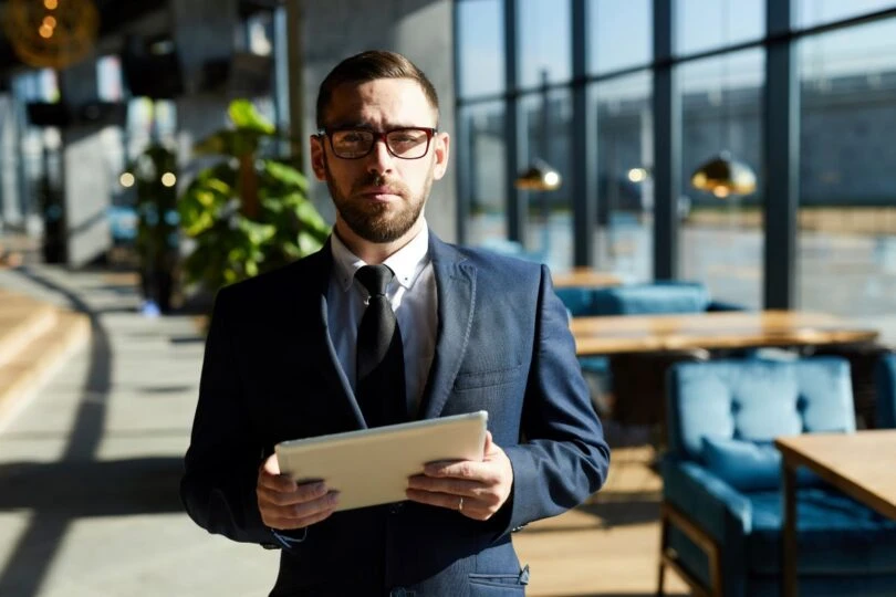 muz_business-810x540 muz_business-810x540