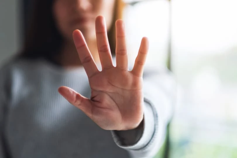 closeup-image-of-a-woman-outstretched-hand-and-sho-2024-12-04-14-52-57-utc-1 closeup-image-of-a-woman-outstretched-hand-and-sho-2024-12-04-14-52-57-utc-1
