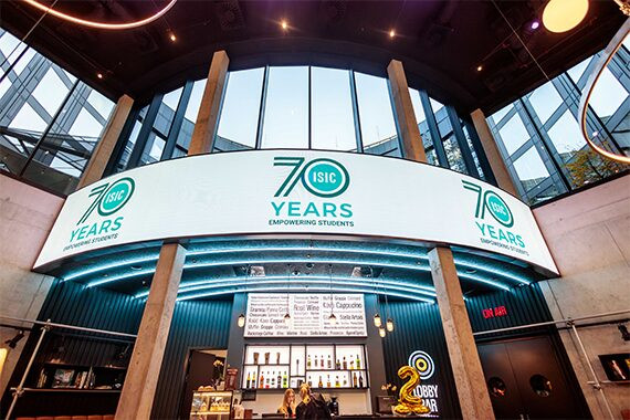 Studentský průkaz ISIC slaví 70 let a pro oslavy si vybral Prahu Studentský průkaz ISIC slaví 70 let a pro oslavy si vybral Prahu