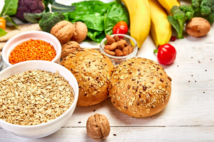 high-fiber-foods-on-white-wooden-background-2021-08-26-17-17-22-utc-810x540 high-fiber-foods-on-white-wooden-background-2021-08-26-17-17-22-utc-810x540