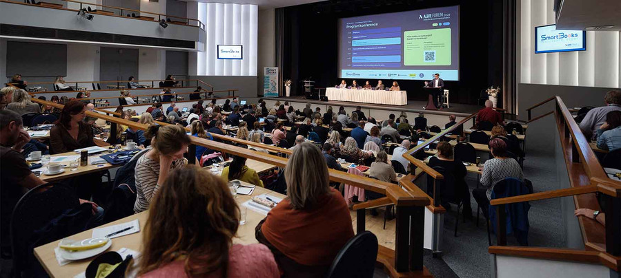 Ředitelé jako pedagogičtí lídři a boření zdí mezi rodinou a školou. To byla témata třetího ročníku konference pro ředitele škol Alive Forum