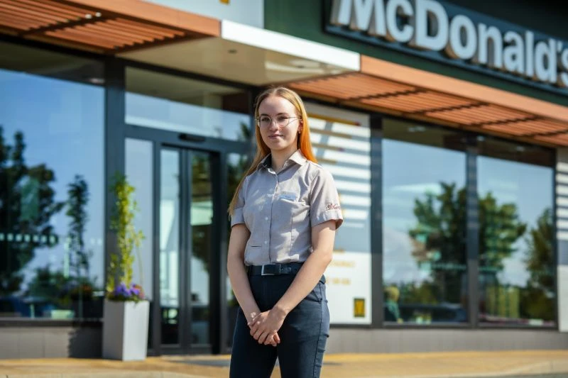 proc-pracovat-v-mcdonalds proc-pracovat-v-mcdonalds